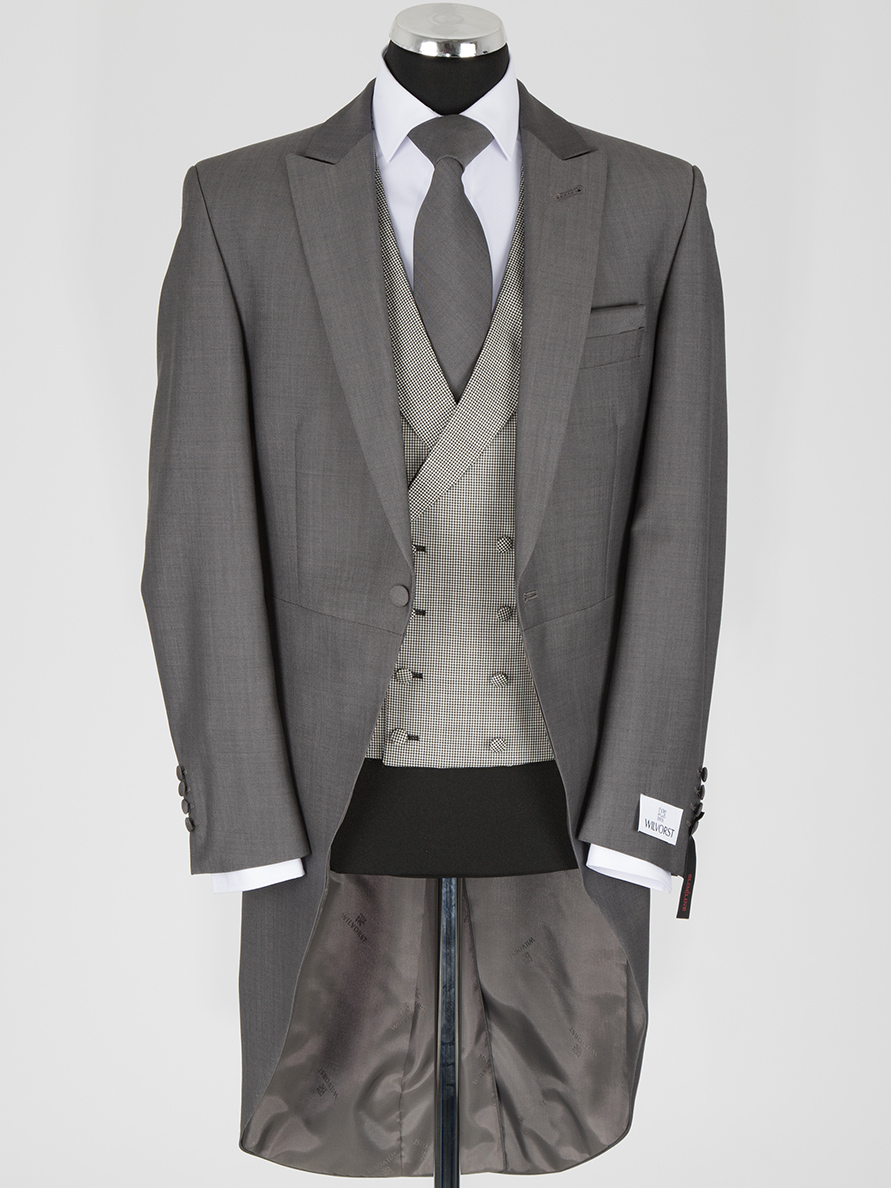 Royal ascot suit hire Dapper Surrey, Herts, Dorking, Surbiton,